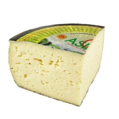 Asiago crosta nera pressato a quarti